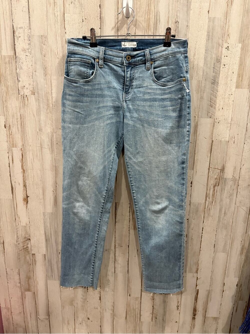 Carve Designs Jeans Women’s Size 4 Light Wash Straight Leg Raw Hem Stretch Denim